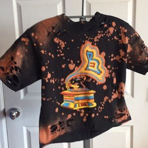 Cropped/Distressed Phonograph Graphic T